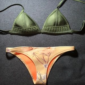 Triangl coco floral bikini- size medium
